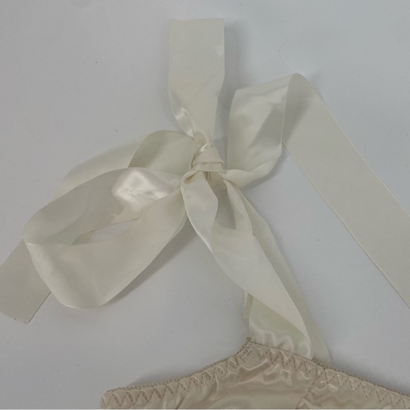Cream / Champagne Satin Tie Shoulder Balletcore Crop Top / Bralette - Picture 6 of 9